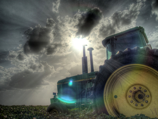 Illustration for article titled Awesome HDR Gallery Of John Deere Goodness